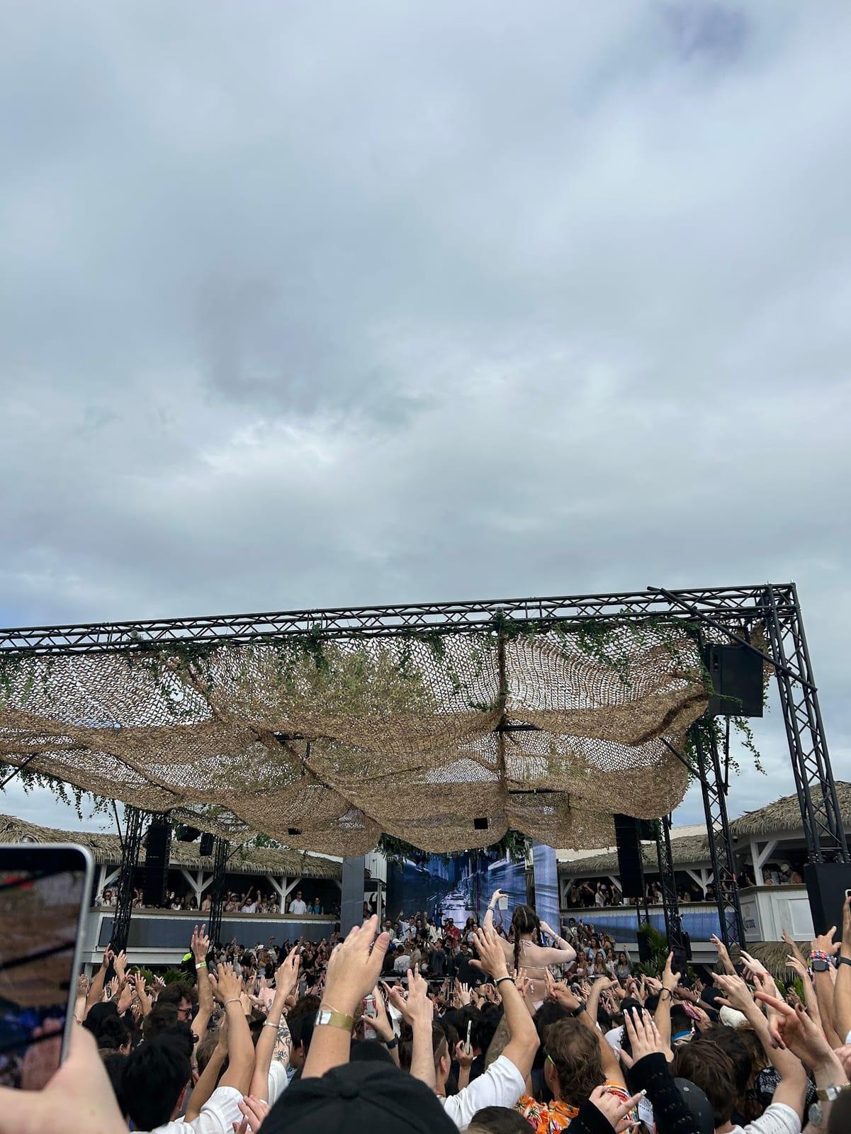 Music Festival Photos: How to Capture the Whole Weekend With Your Friends